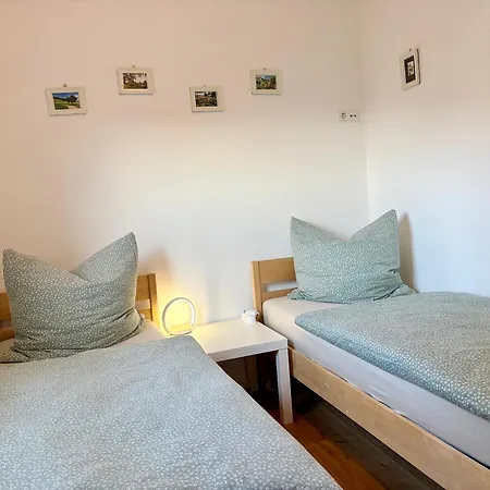 Apartment Unterm Stein - Schneewittchen - Bis 4 Gaeste Alheim